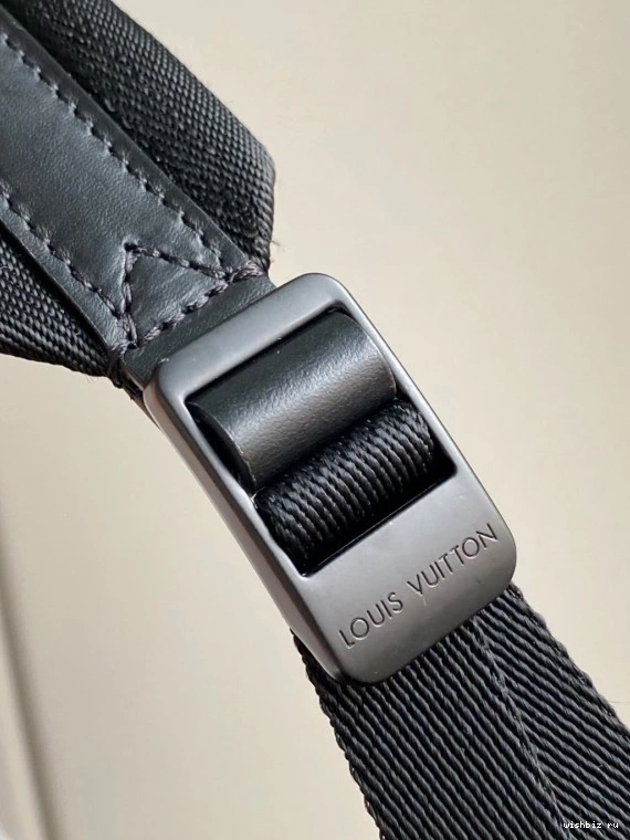 WIS BACKPACK VUITTON LOUIS 0313